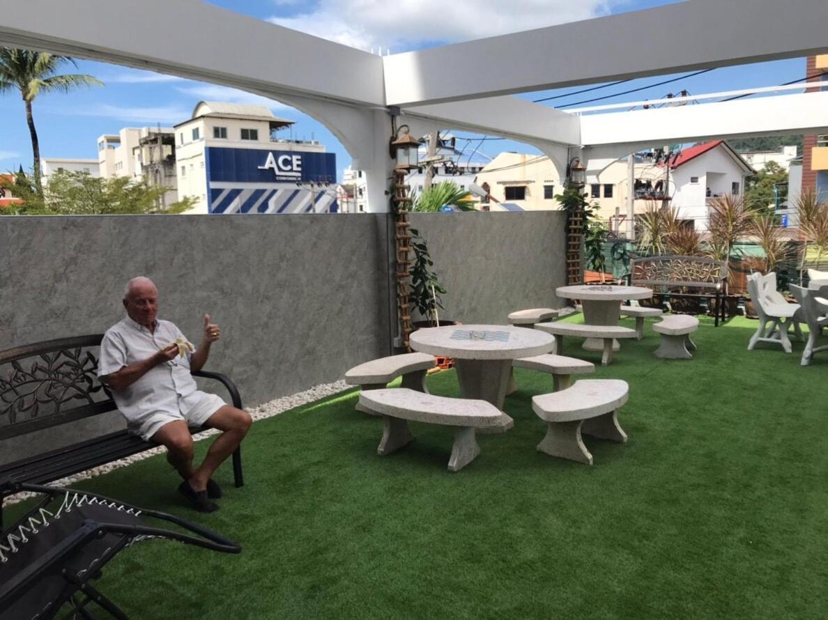 מלון Patong Baan Petcharat מראה חיצוני תמונה